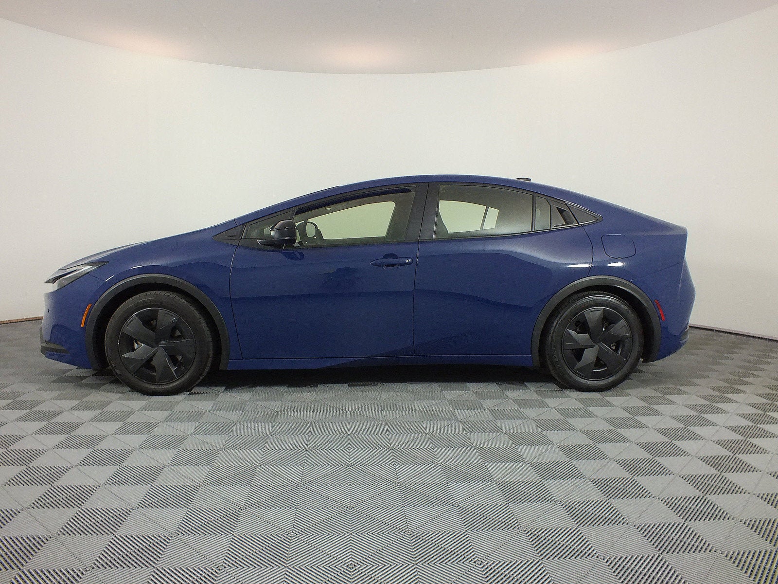 2026 Toyota Prius Plug-In Hybrid SE *1-OWNER! LIKE NEW!*