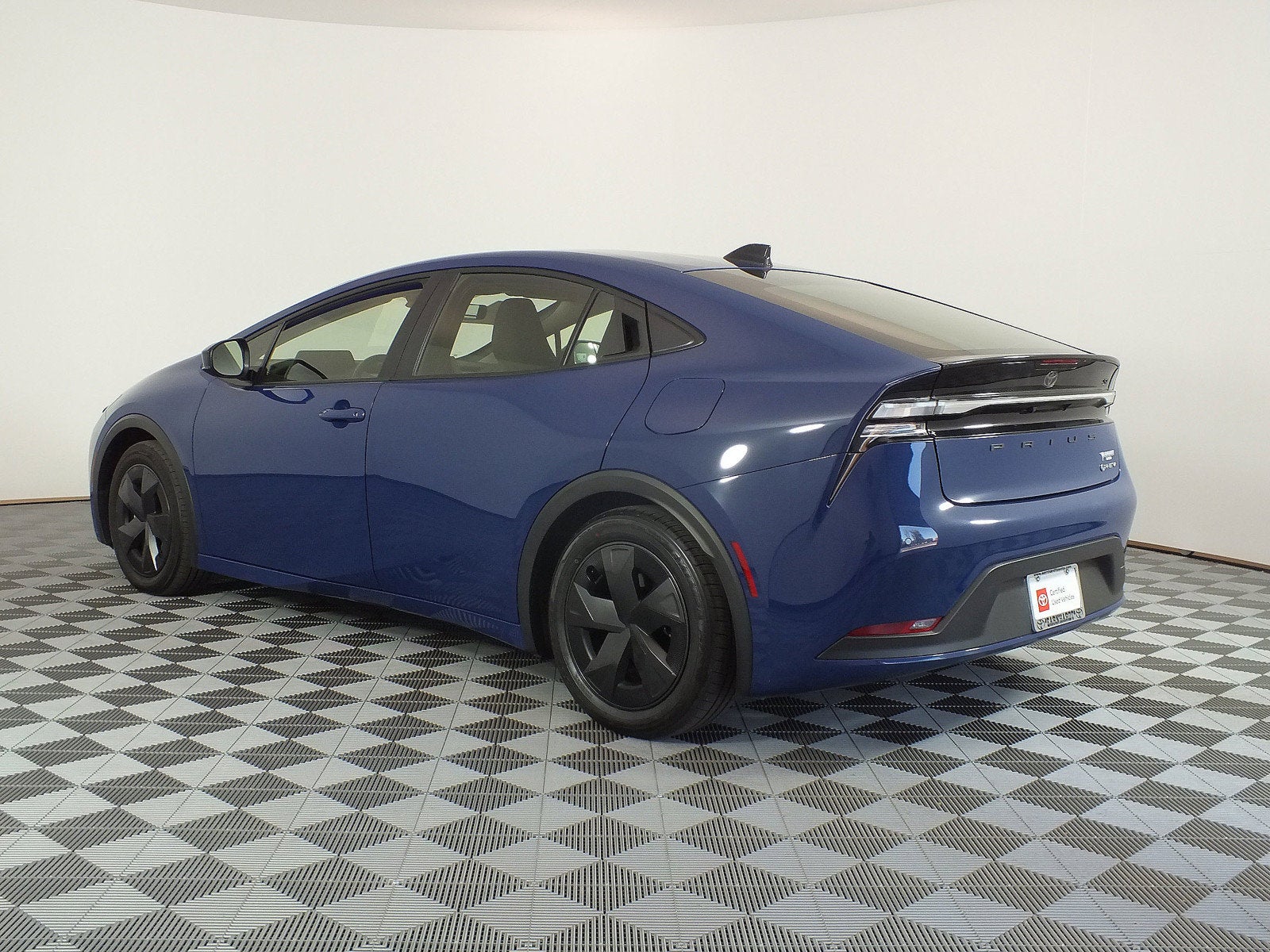2026 Toyota Prius Plug-In Hybrid SE *1-OWNER! LIKE NEW!*
