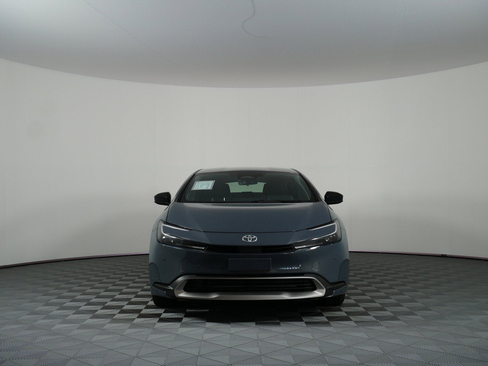 2026 Toyota Prius Plug-In Hybrid SE *1-OWNER*