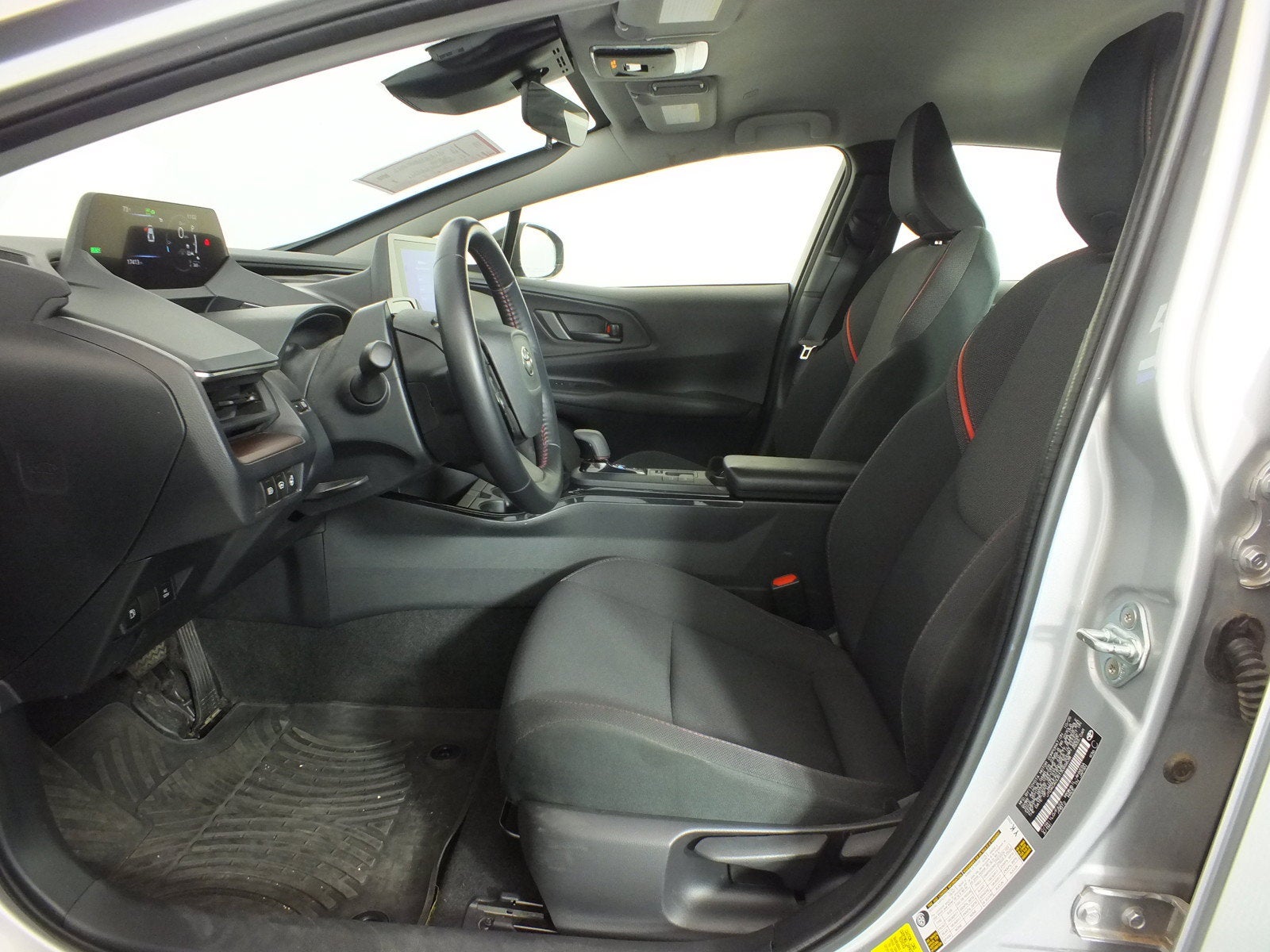 2026 Toyota Prius Plug-In Hybrid SE *1-OWNER! UNDER 20K MILES!*
