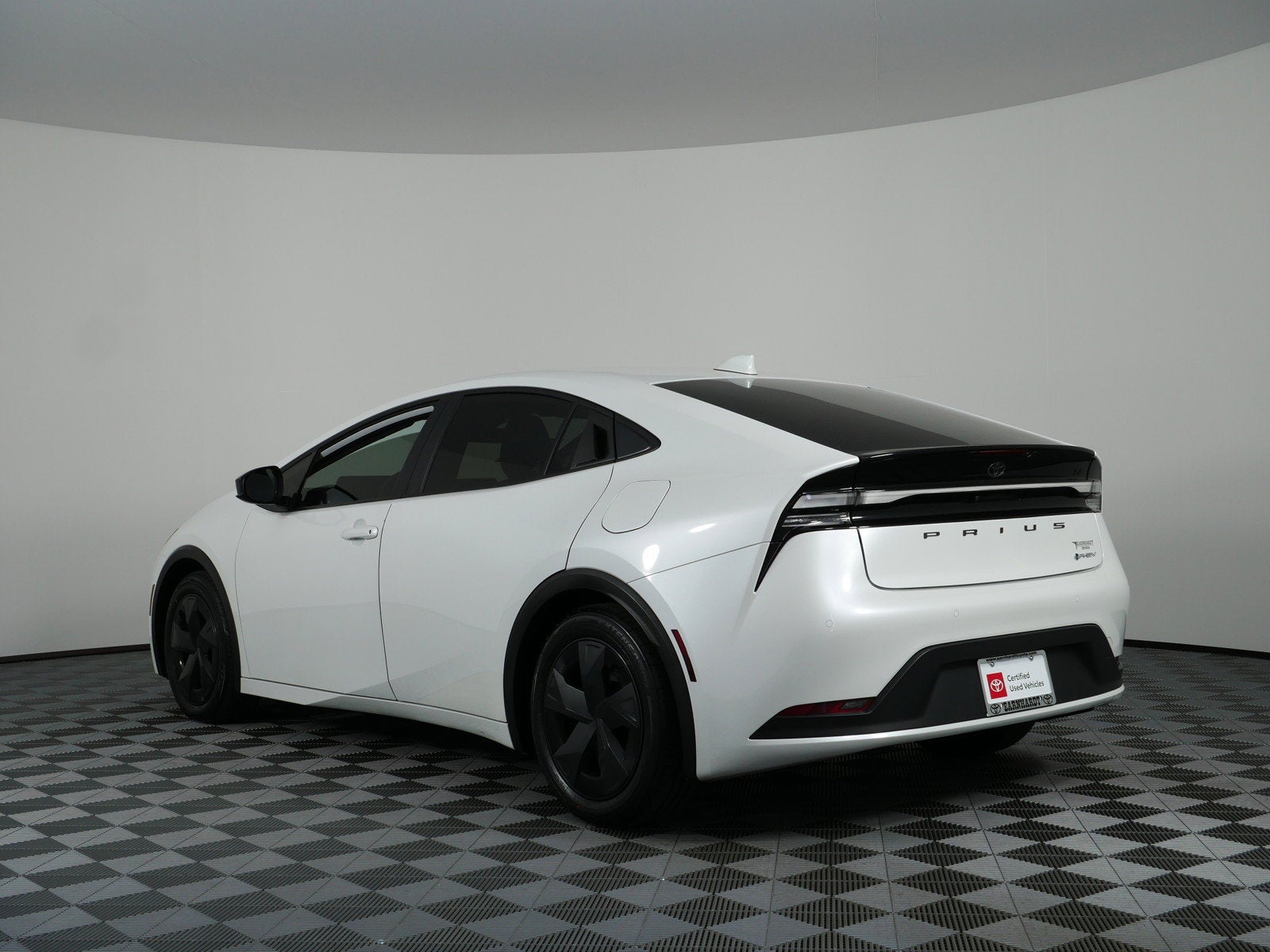 2025 Toyota Prius Plug-In Hybrid SE *1-OWNER*