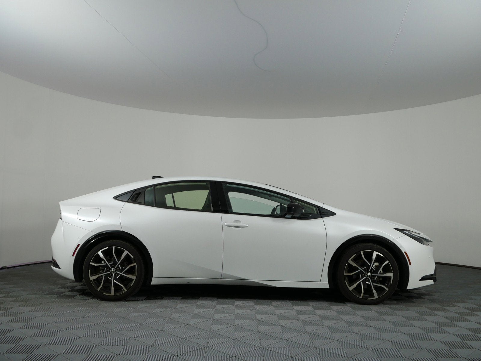 2026 Toyota Prius Plug-In Hybrid XSE Premium *1-OWNER!*