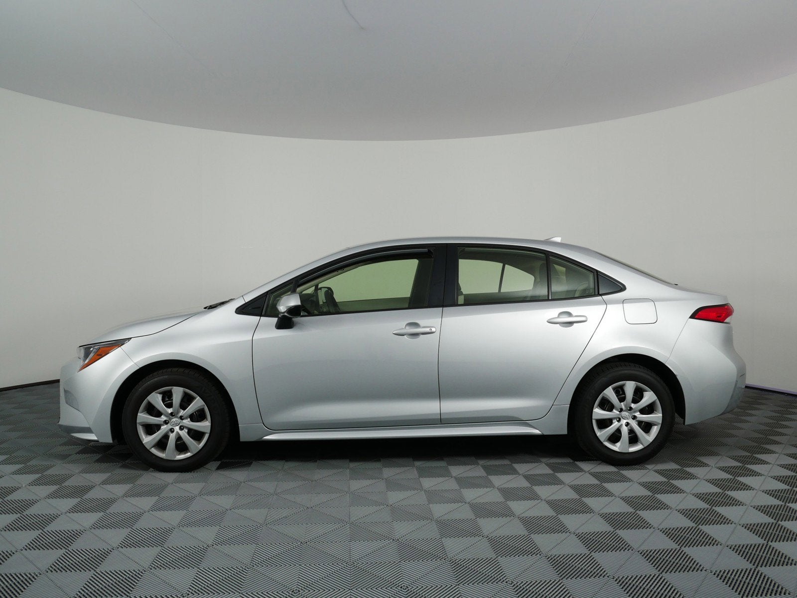 2026 Toyota Corolla LE FWD *1 OWNER, CLEAN CARFAX!*
