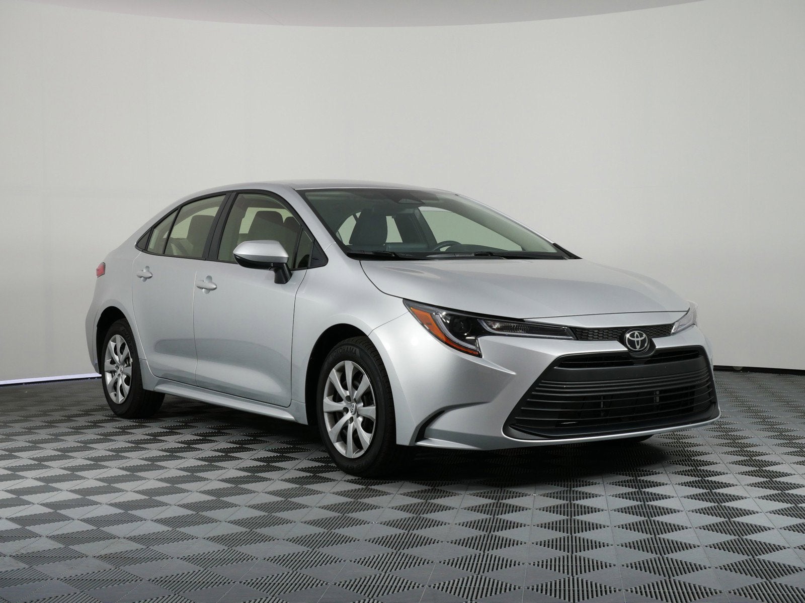 2026 Toyota Corolla LE FWD *1 OWNER, CLEAN CARFAX!*