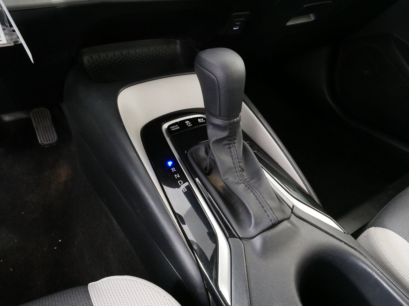 2025 Toyota Corolla Hybrid LE *1-OWNER*