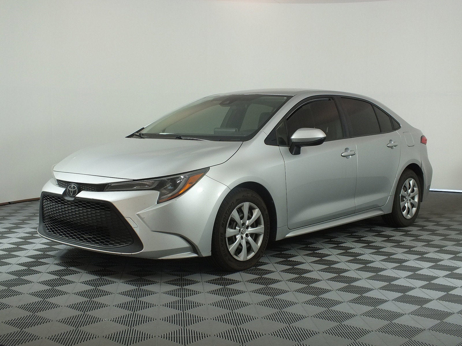 2020 Toyota Corolla LE *CLEAN CARFAX*