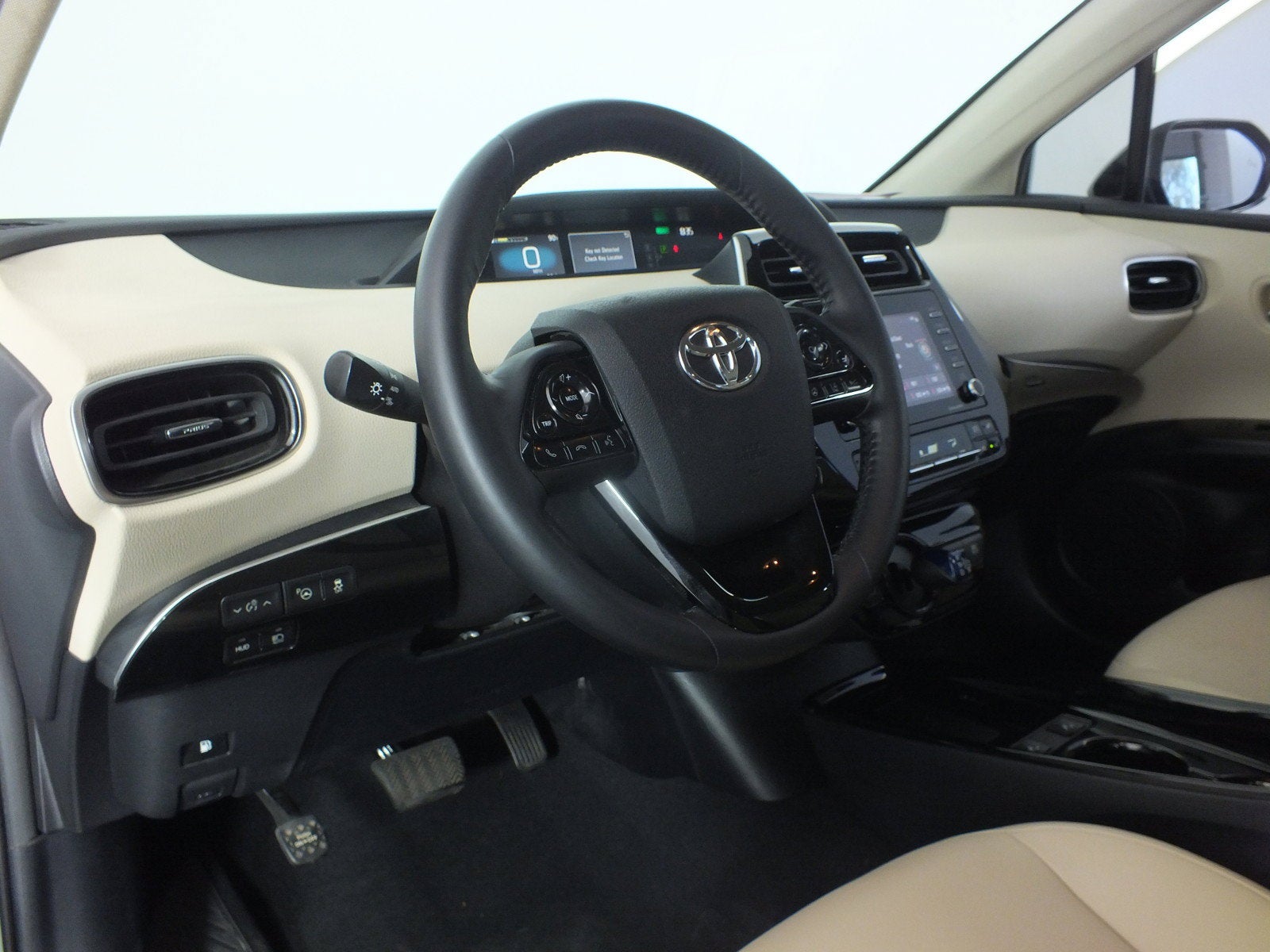 2021 Toyota Prius XLE *CLEAN CARFAX*