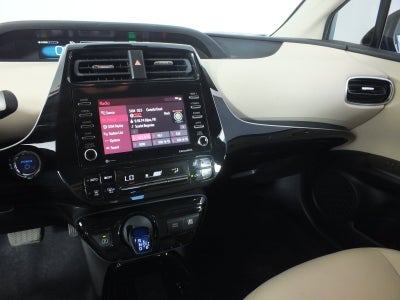 2021 Toyota Prius XLE *CLEAN CARFAX*