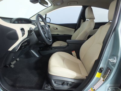 2021 Toyota Prius XLE *CLEAN CARFAX*