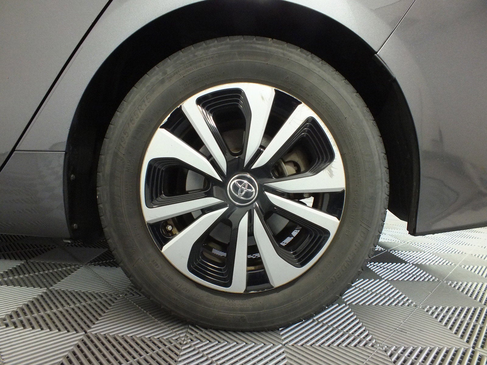 2017 Toyota Prius Prime Plus *WELL MAINTAINED!*