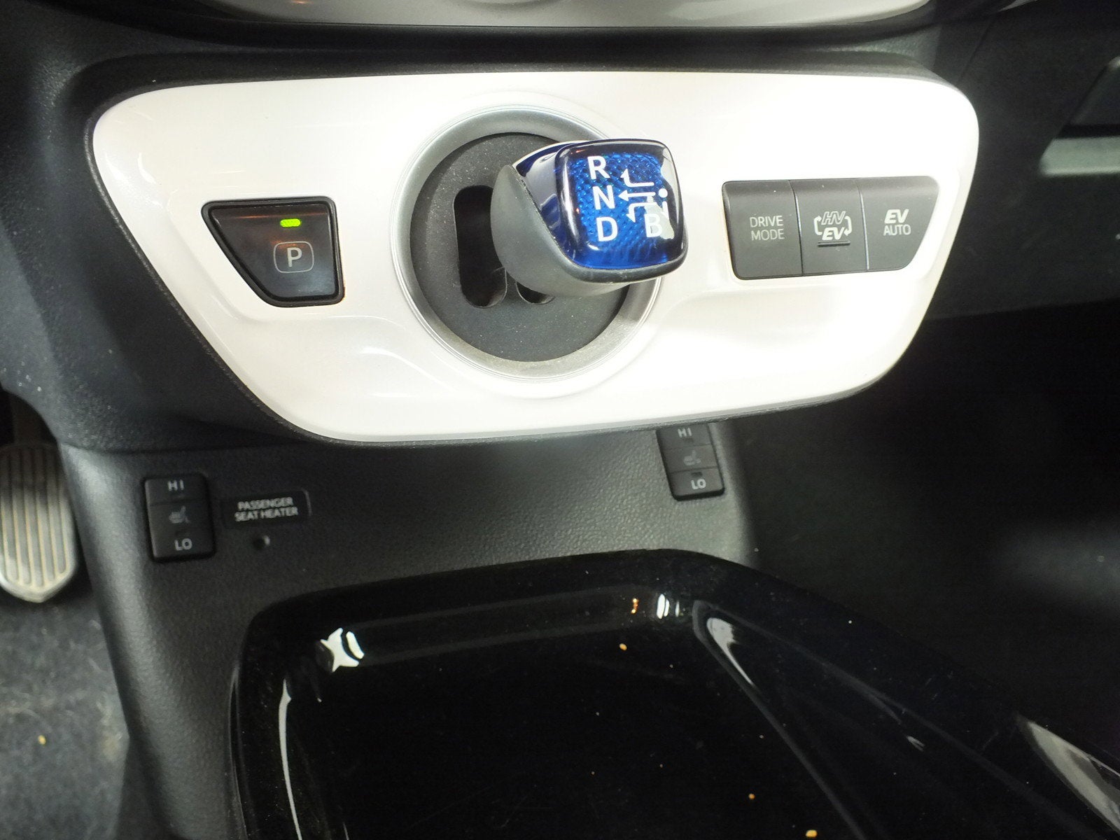 2017 Toyota Prius Prime Plus *WELL MAINTAINED!*