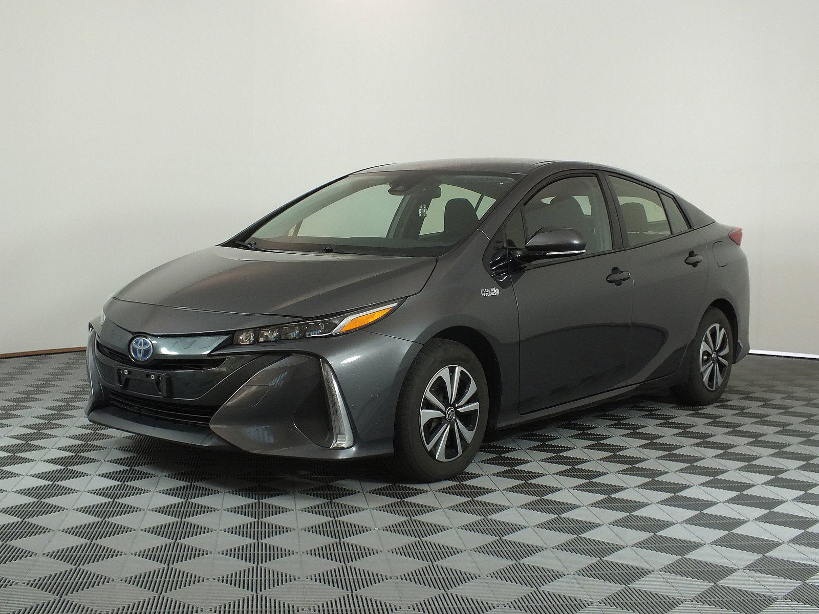 2017 Toyota Prius Prime Plus *WELL MAINTAINED!*