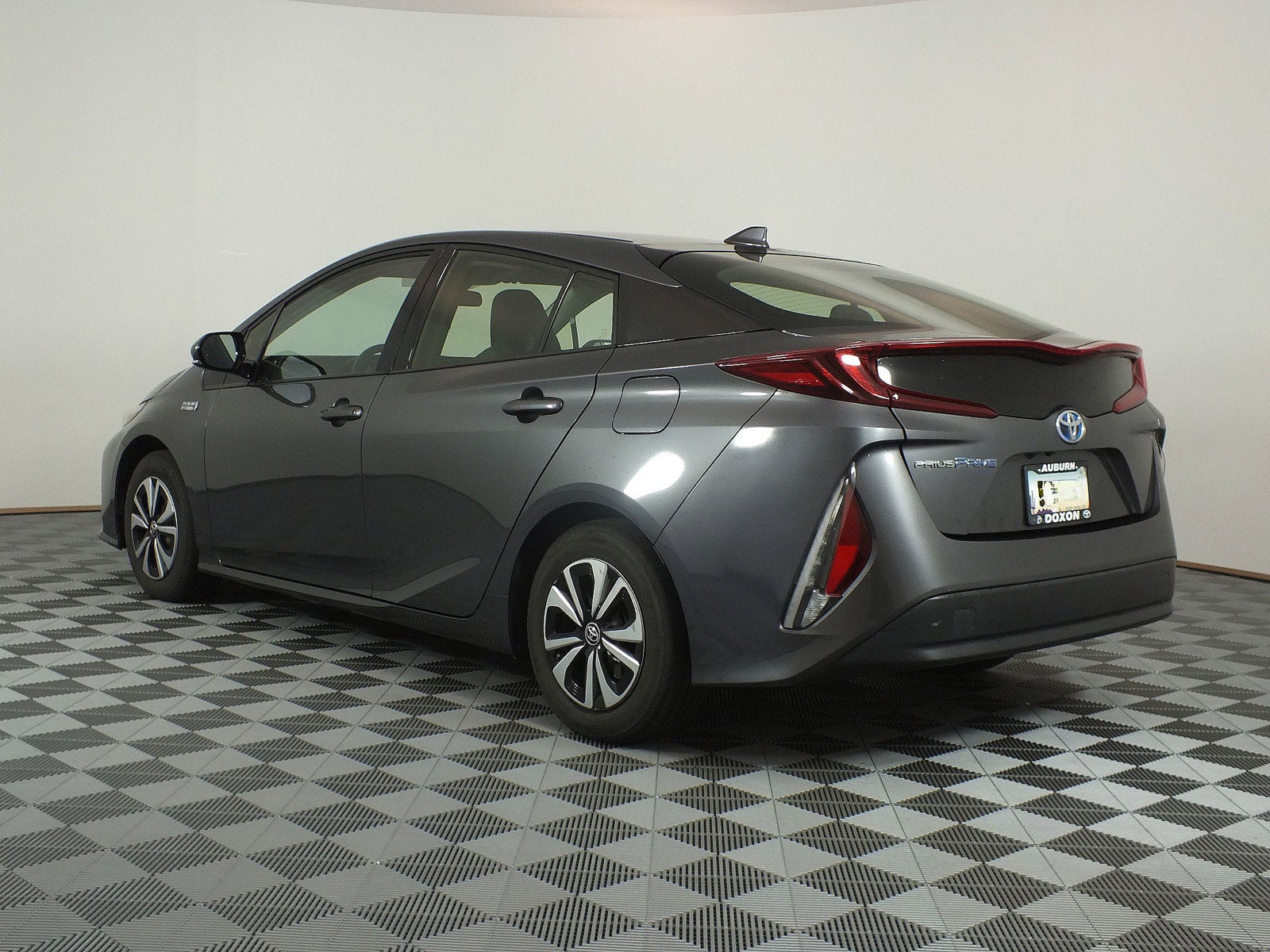 2017 Toyota Prius Prime Plus *WELL MAINTAINED!*