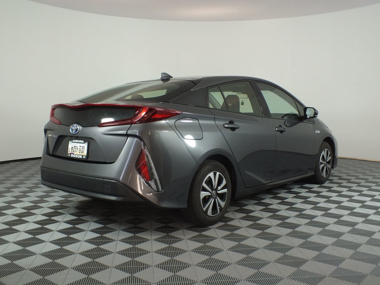 2017 Toyota Prius Prime Plus *WELL MAINTAINED!*