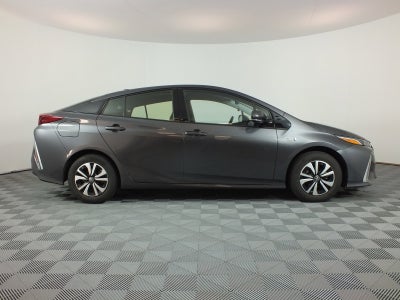 2017 Toyota Prius Prime Plus *WELL MAINTAINED!*