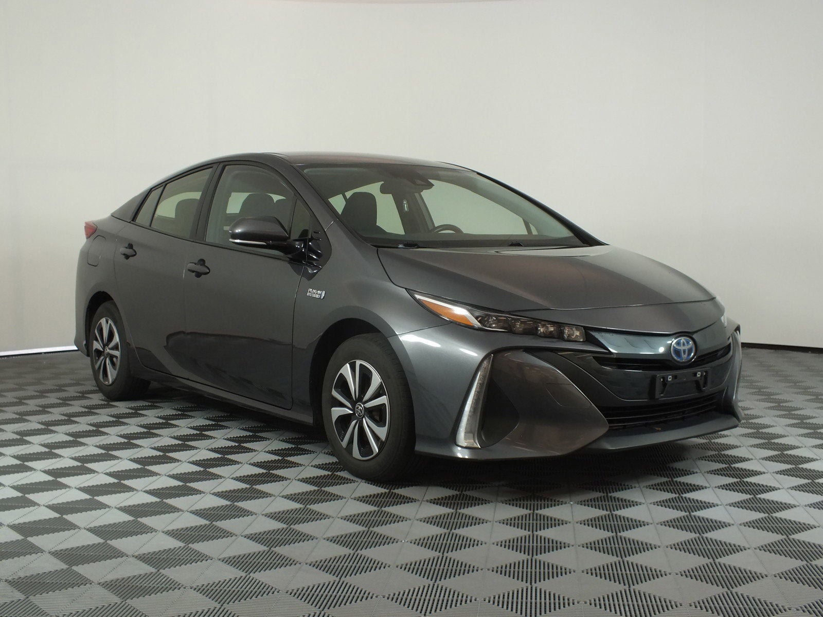 2017 Toyota Prius Prime Plus *WELL MAINTAINED!*