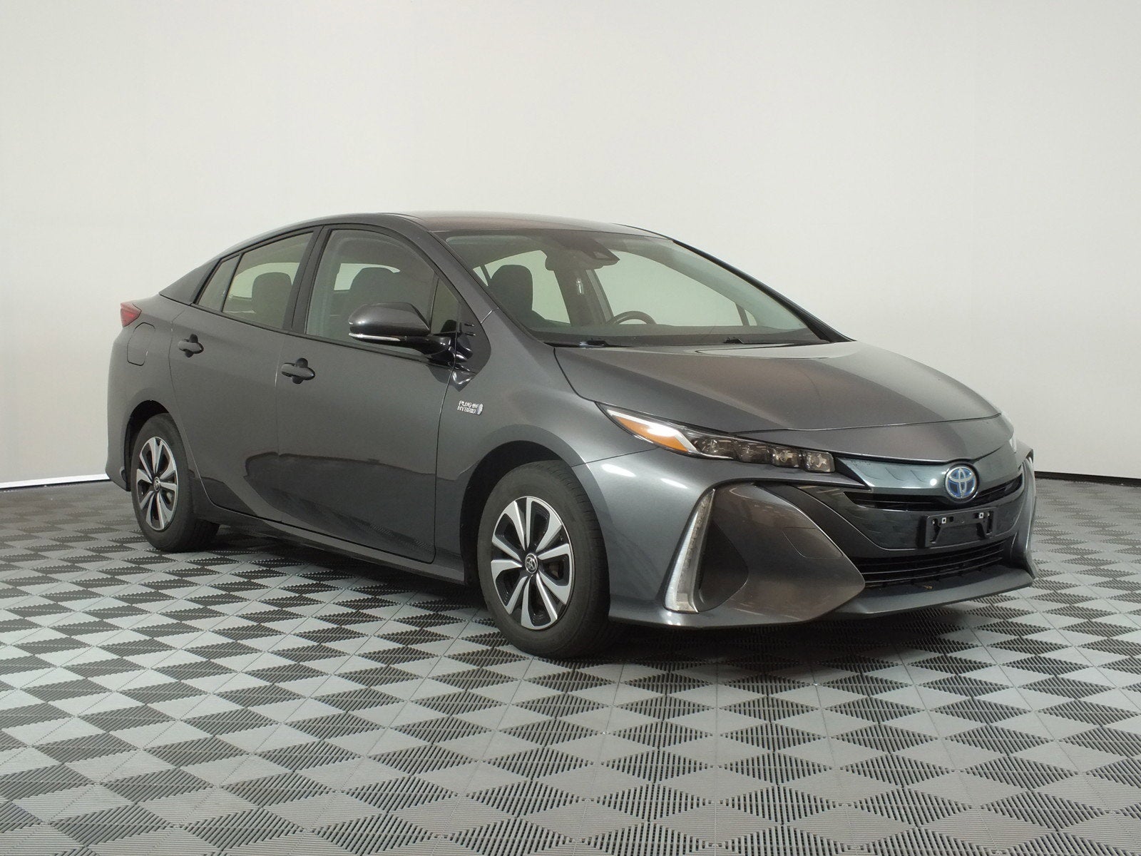 2017 Toyota Prius Prime Plus *WELL MAINTAINED!*