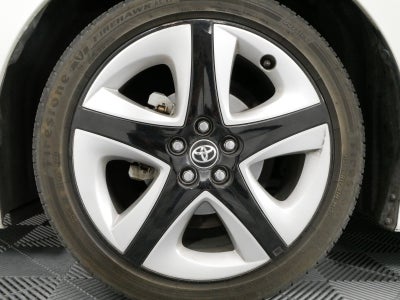 2016 Toyota Prius Three Touring *CLEAN CARFAX*