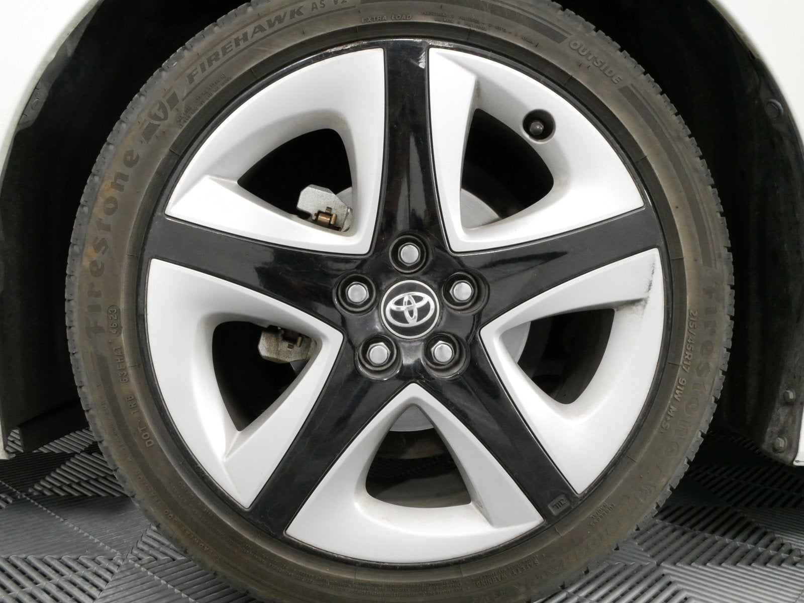 2016 Toyota Prius Three Touring *CLEAN CARFAX*