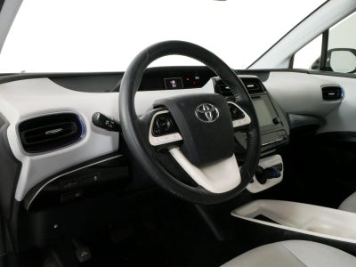 2016 Toyota Prius Three Touring *CLEAN CARFAX*