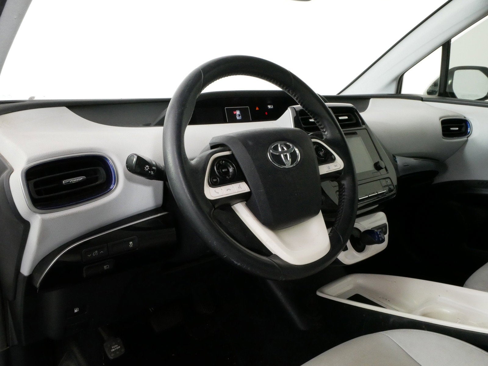 2016 Toyota Prius Three Touring *CLEAN CARFAX*