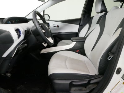 2016 Toyota Prius Three Touring *CLEAN CARFAX*