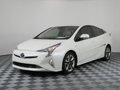2016 Toyota Prius Three Touring *CLEAN CARFAX*