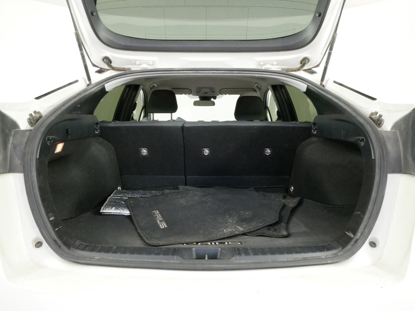 2016 Toyota Prius Three Touring *CLEAN CARFAX*