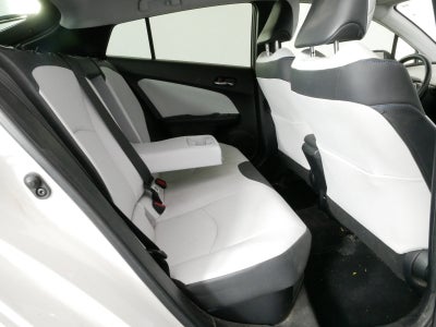 2016 Toyota Prius Three Touring *CLEAN CARFAX*