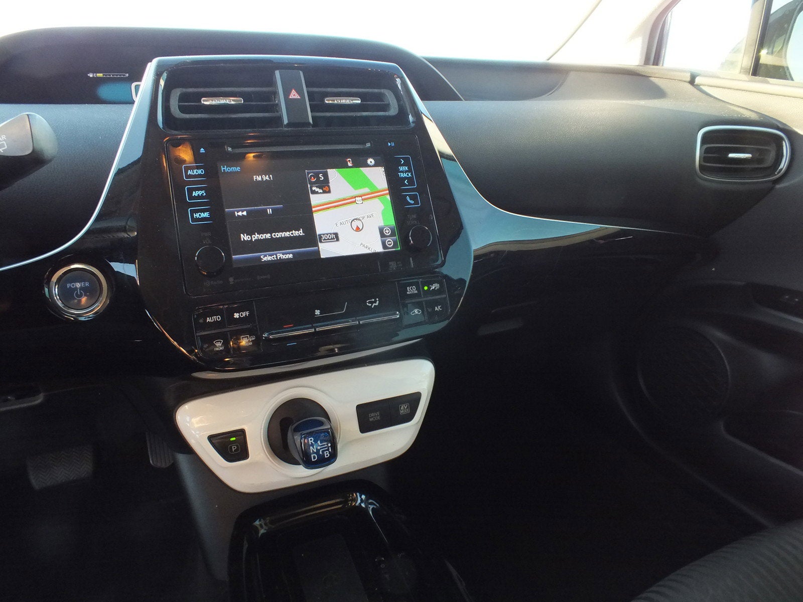 2017 Toyota Prius Three *1-OWNER!*