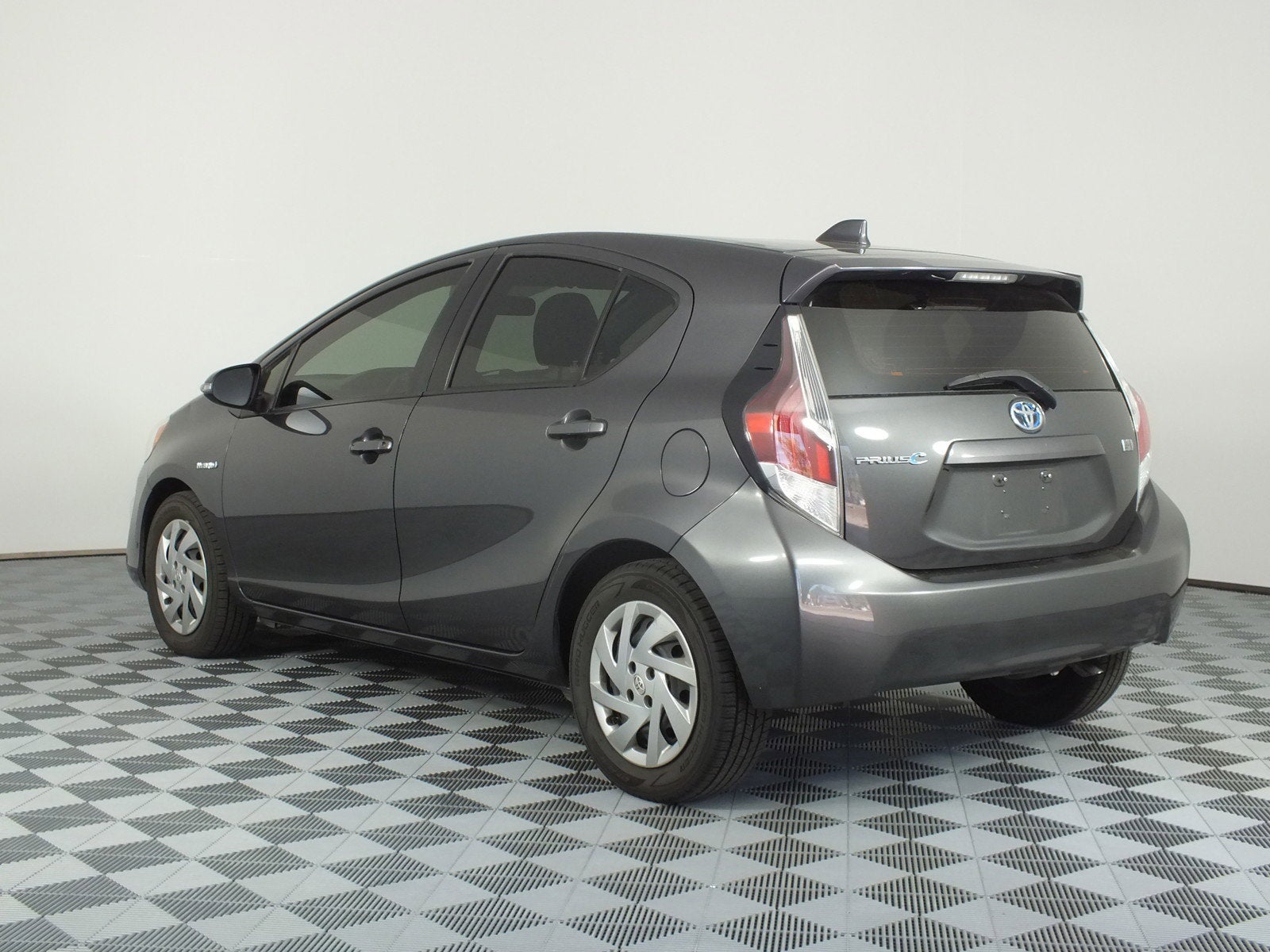 2015 Toyota Prius c Two *1-OWNER*