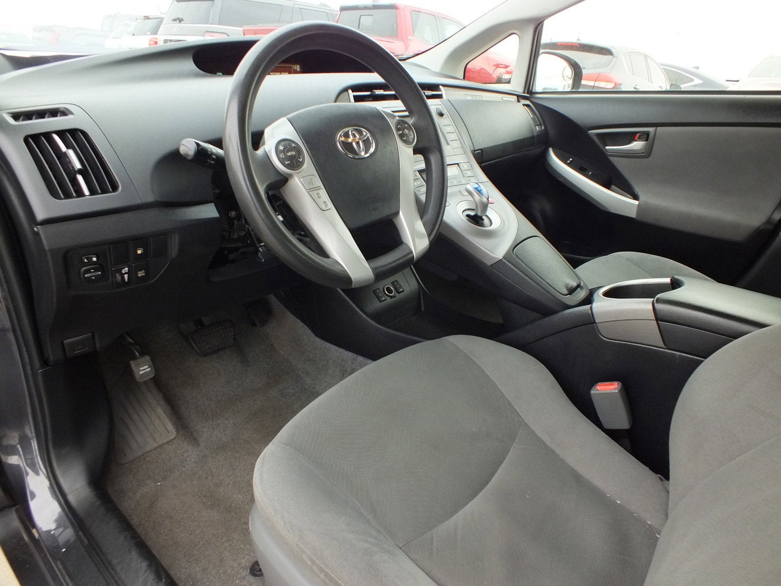 2014 Toyota Prius Plug-In Base *CLEAN CARFAX!*