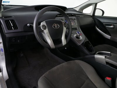2015 Toyota Prius Two *CLEAN CARFAX*