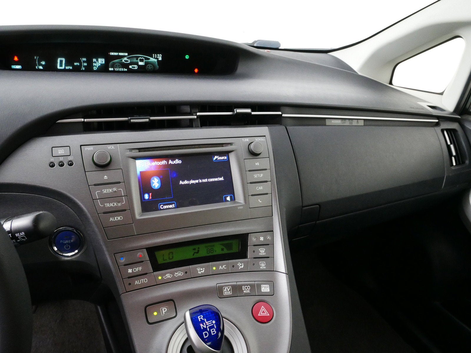 2015 Toyota Prius Two *CLEAN CARFAX*