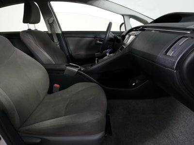 2015 Toyota Prius Two *CLEAN CARFAX*