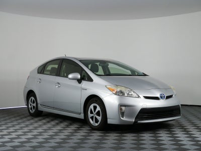 2015 Toyota Prius Two *CLEAN CARFAX*