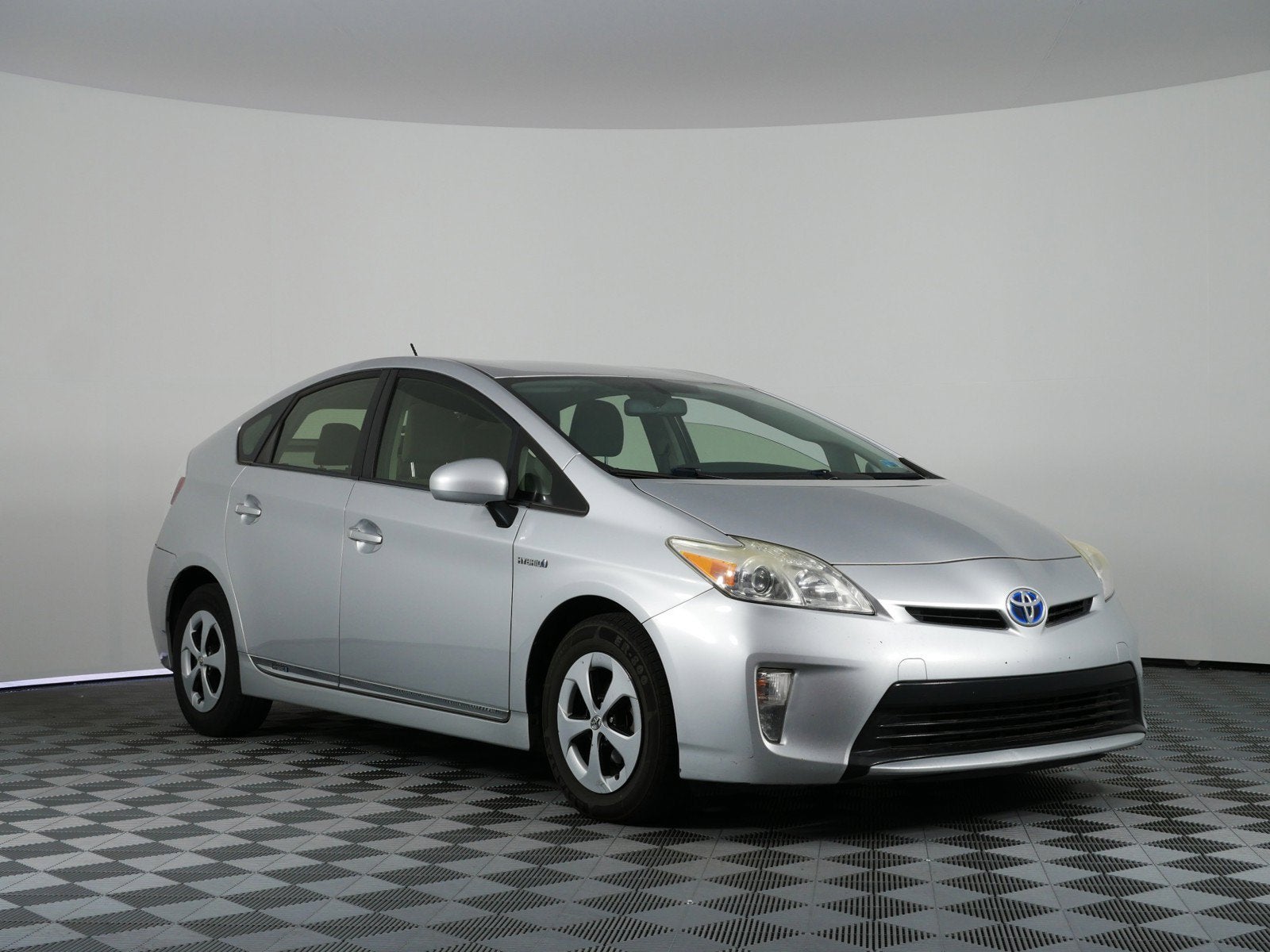 2015 Toyota Prius Two *CLEAN CARFAX*