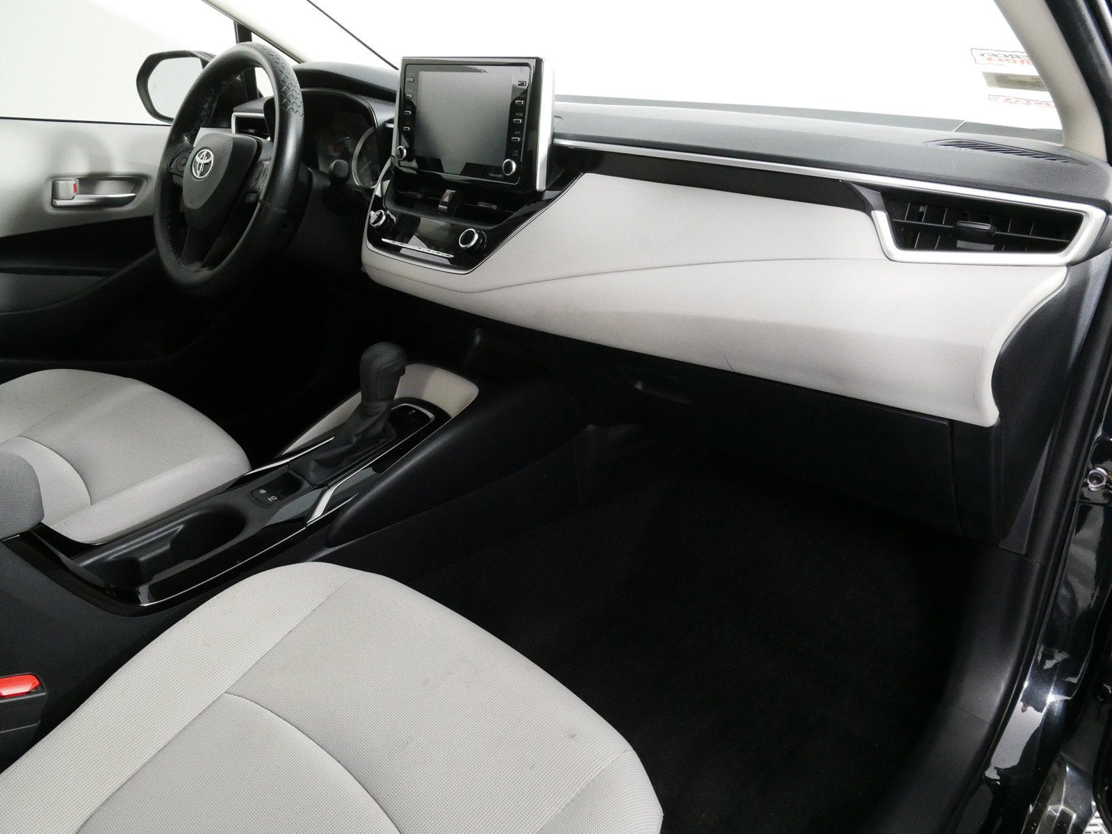 2021 Toyota Corolla LE *CLEAN CARFAX*