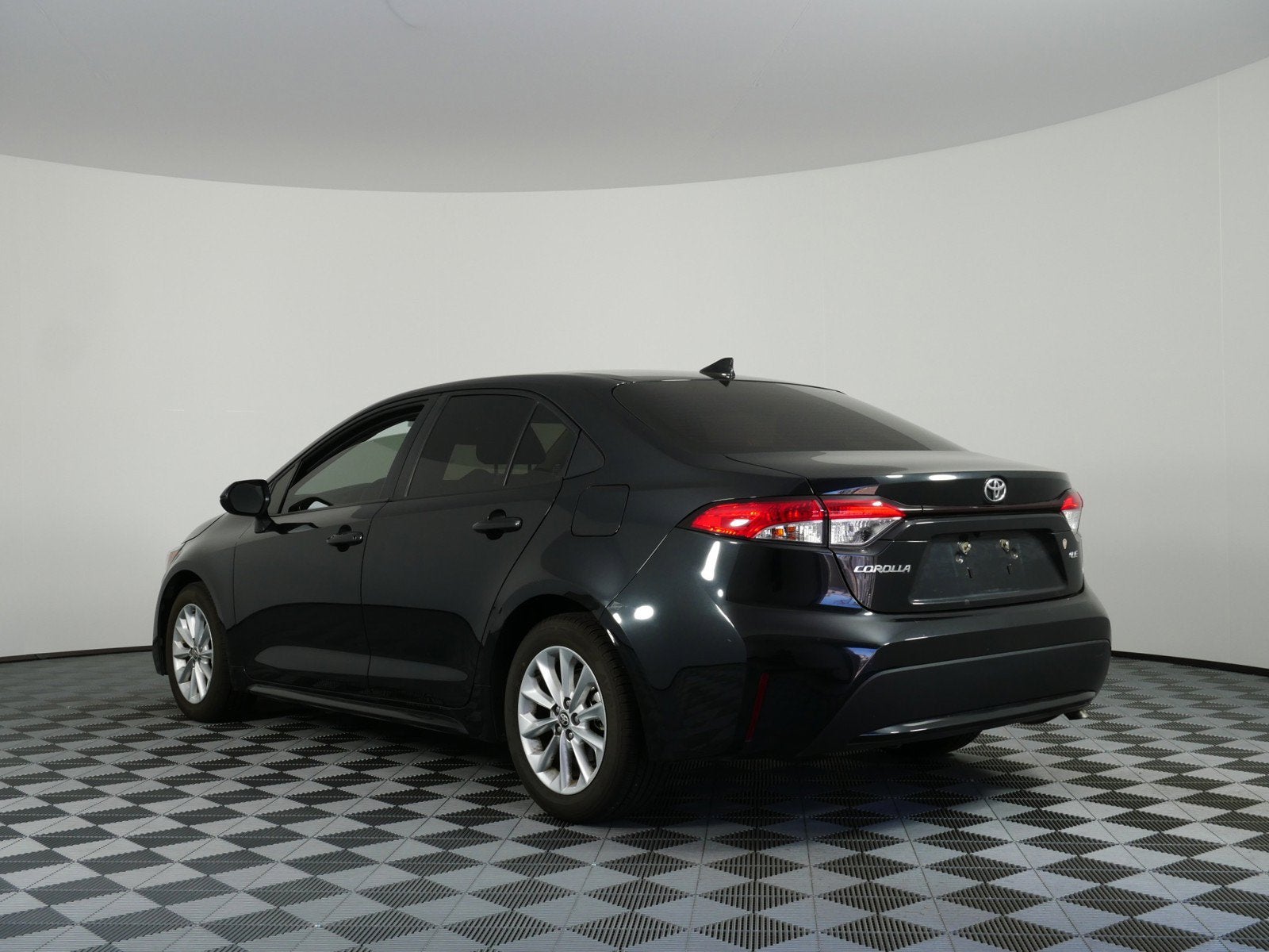 2021 Toyota Corolla LE *CLEAN CARFAX*