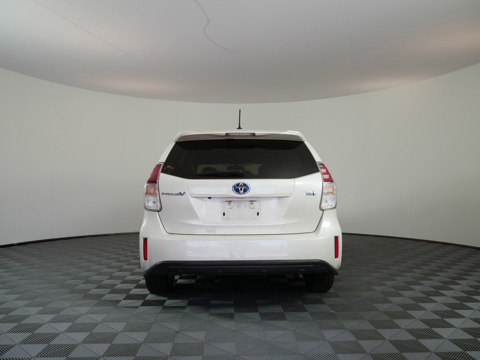 2017 Toyota Prius v Four *1-OWNER*