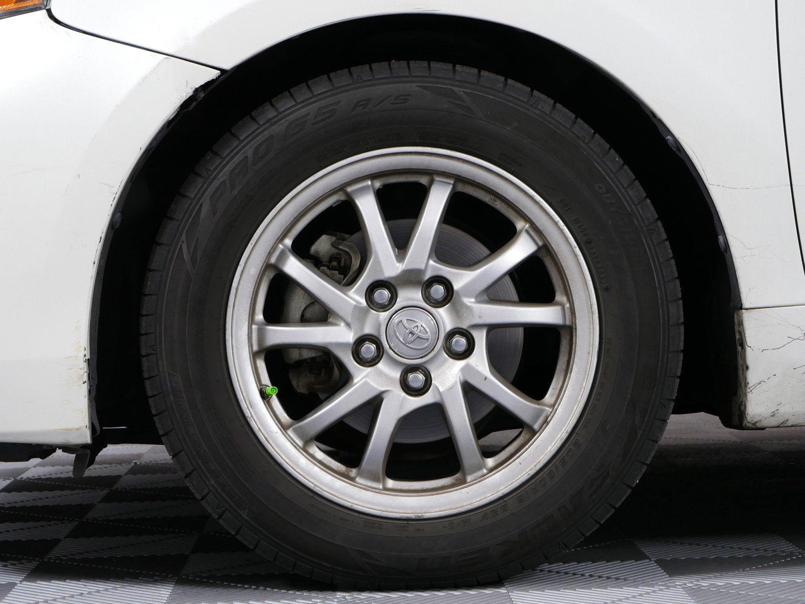 2017 Toyota Prius v Four *1-OWNER*