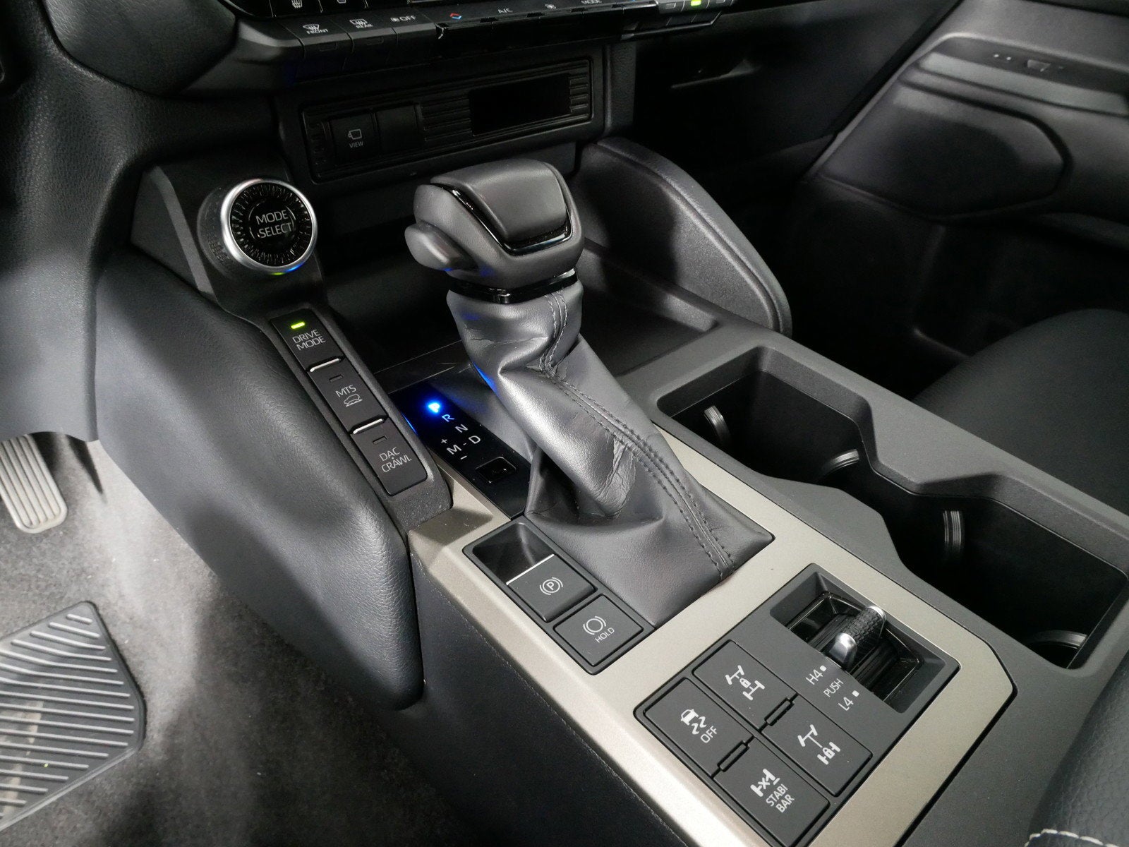 2025 Toyota Land Cruiser Base 4WD Hybrid *1-OWNER! LOW MILES!*