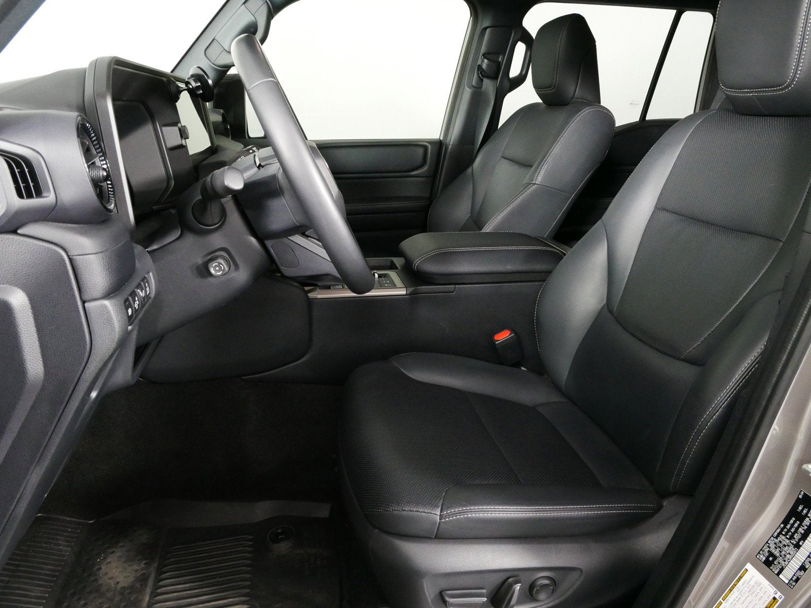 2024 Toyota Land Cruiser Base Hybrid 4WD *1-OWNER! LOW MILES!*