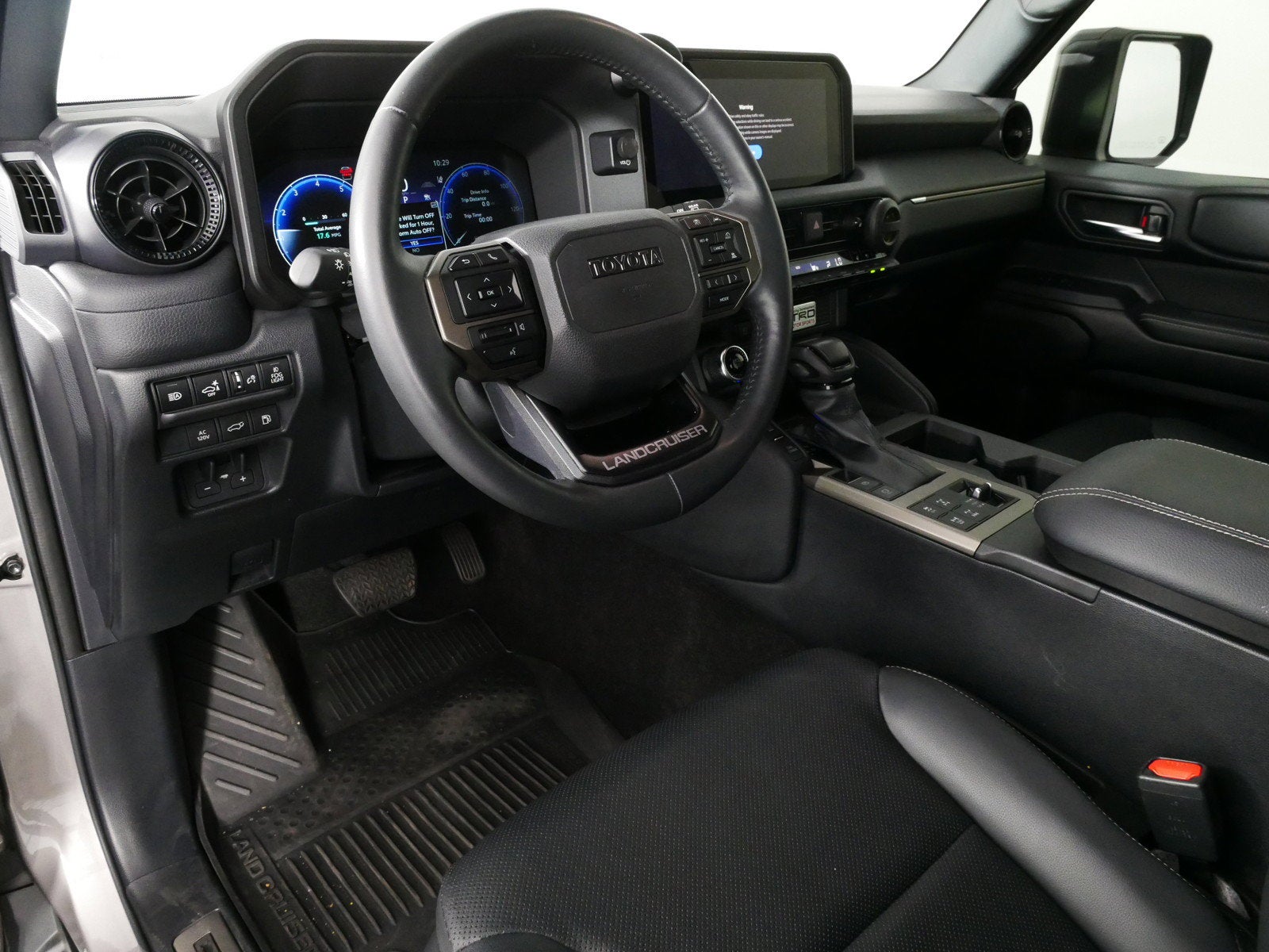 2024 Toyota Land Cruiser Base Hybrid 4WD *1-OWNER! LOW MILES!*