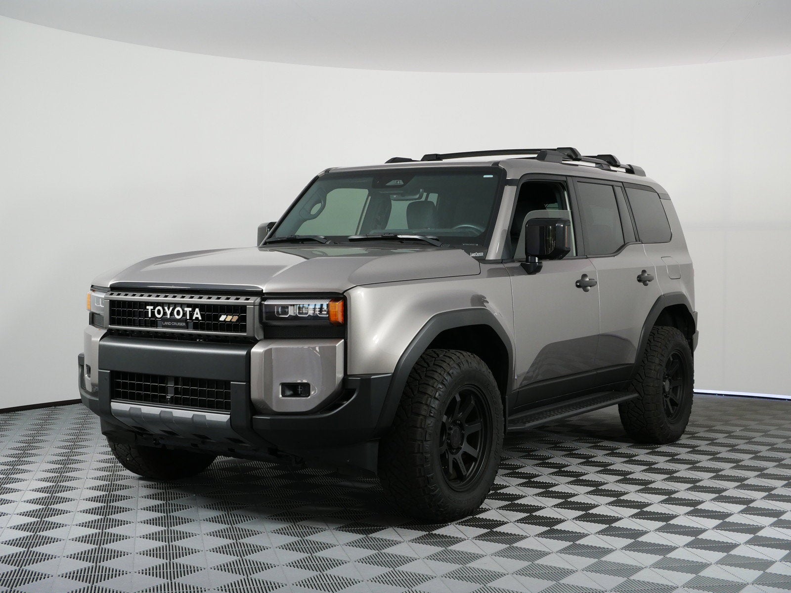2024 Toyota Land Cruiser Base Hybrid 4WD *1-OWNER! LOW MILES!*