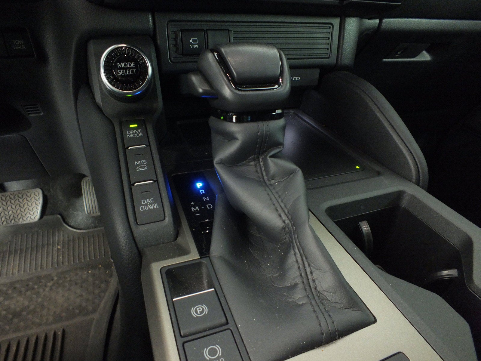 2024 Toyota Land Cruiser Base Hybrid 4WD *1-OWNER!*