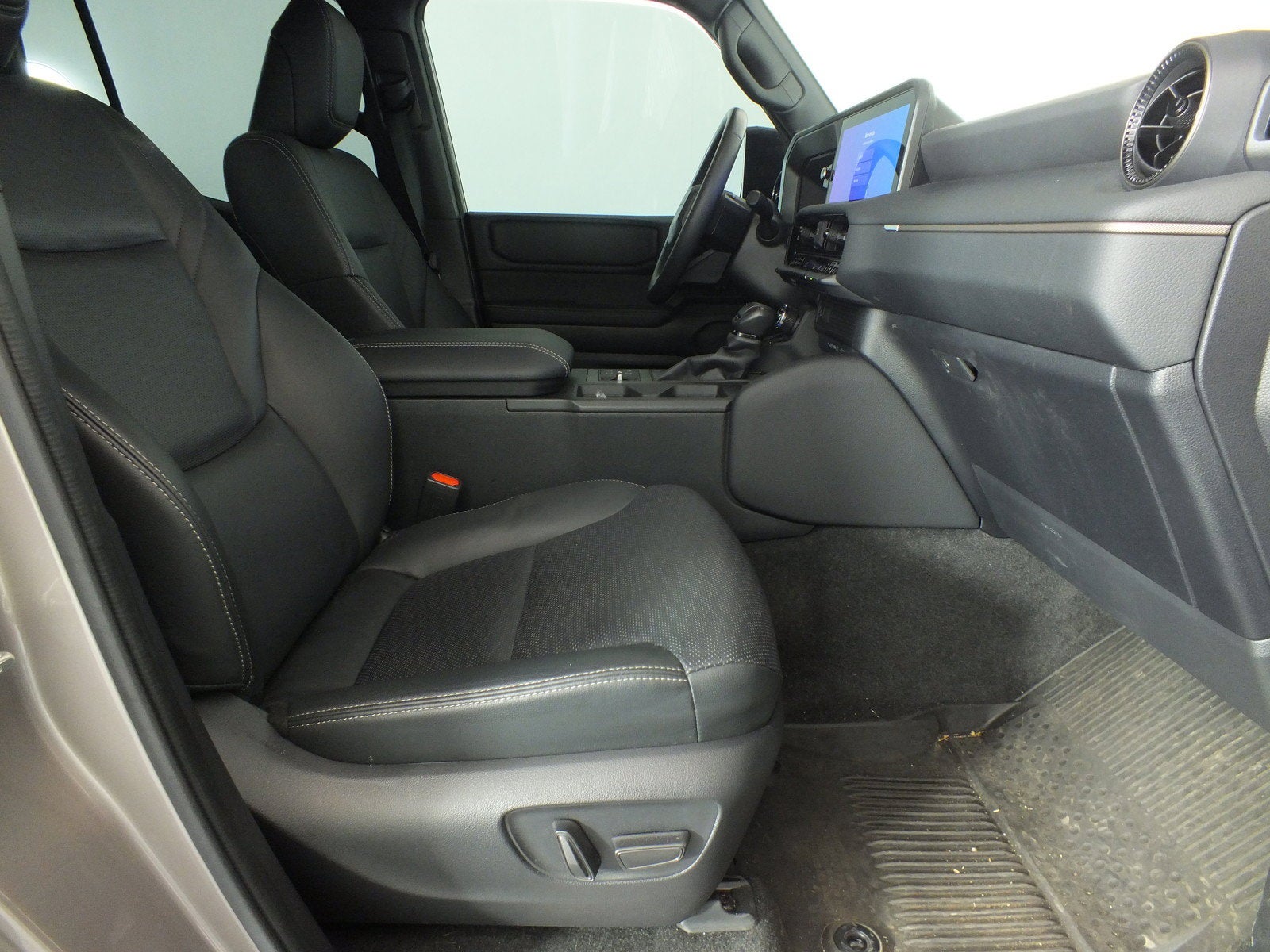 2024 Toyota Land Cruiser Base Hybrid 4WD *1-OWNER!*
