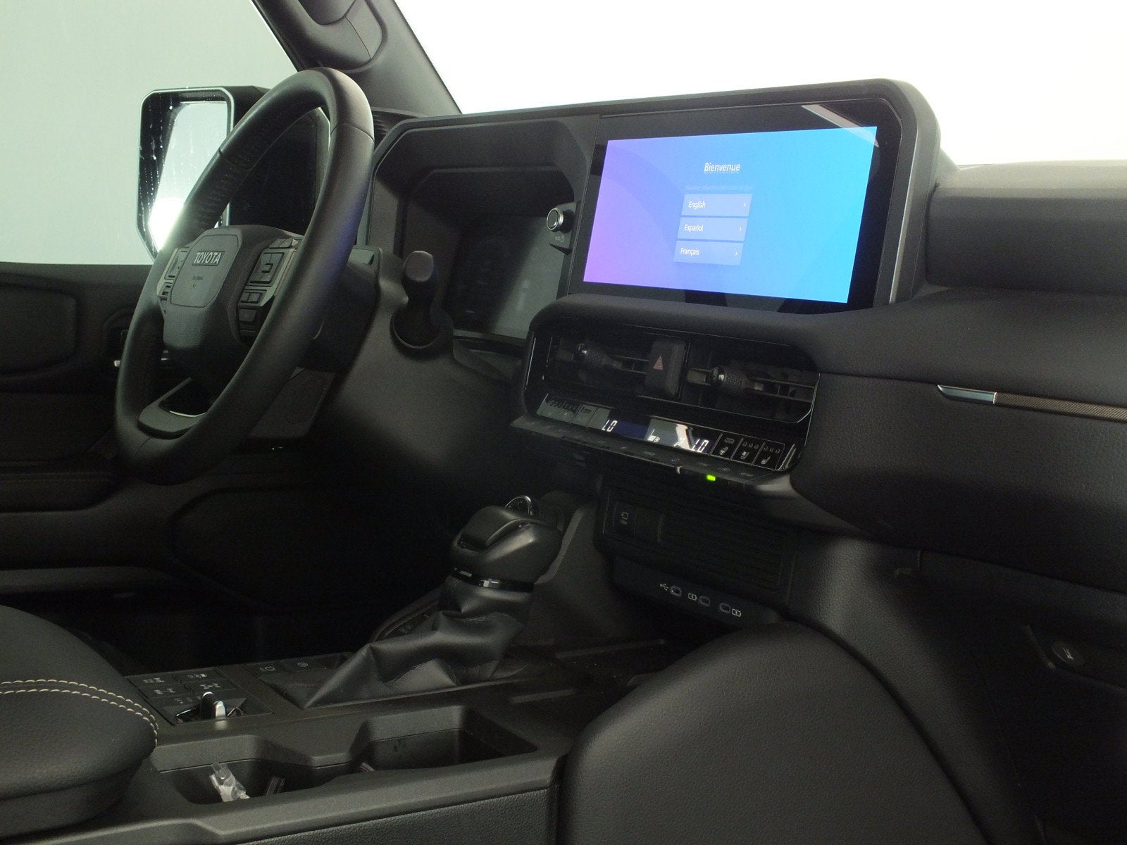 2024 Toyota Land Cruiser Base Hybrid 4WD *1-OWNER!*
