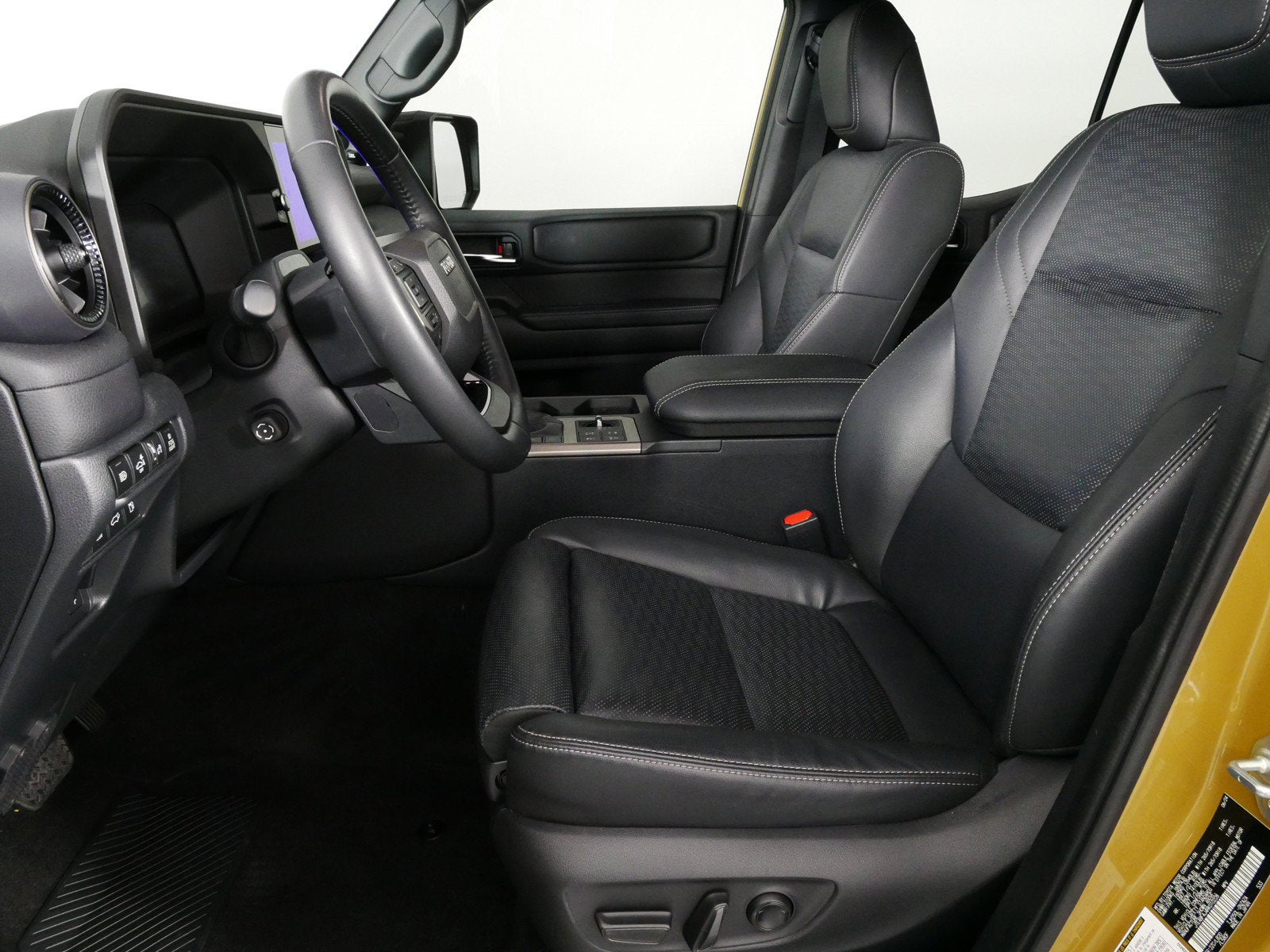 2024 Toyota Land Cruiser Base Hybrid 4WD *1-OWNER!*