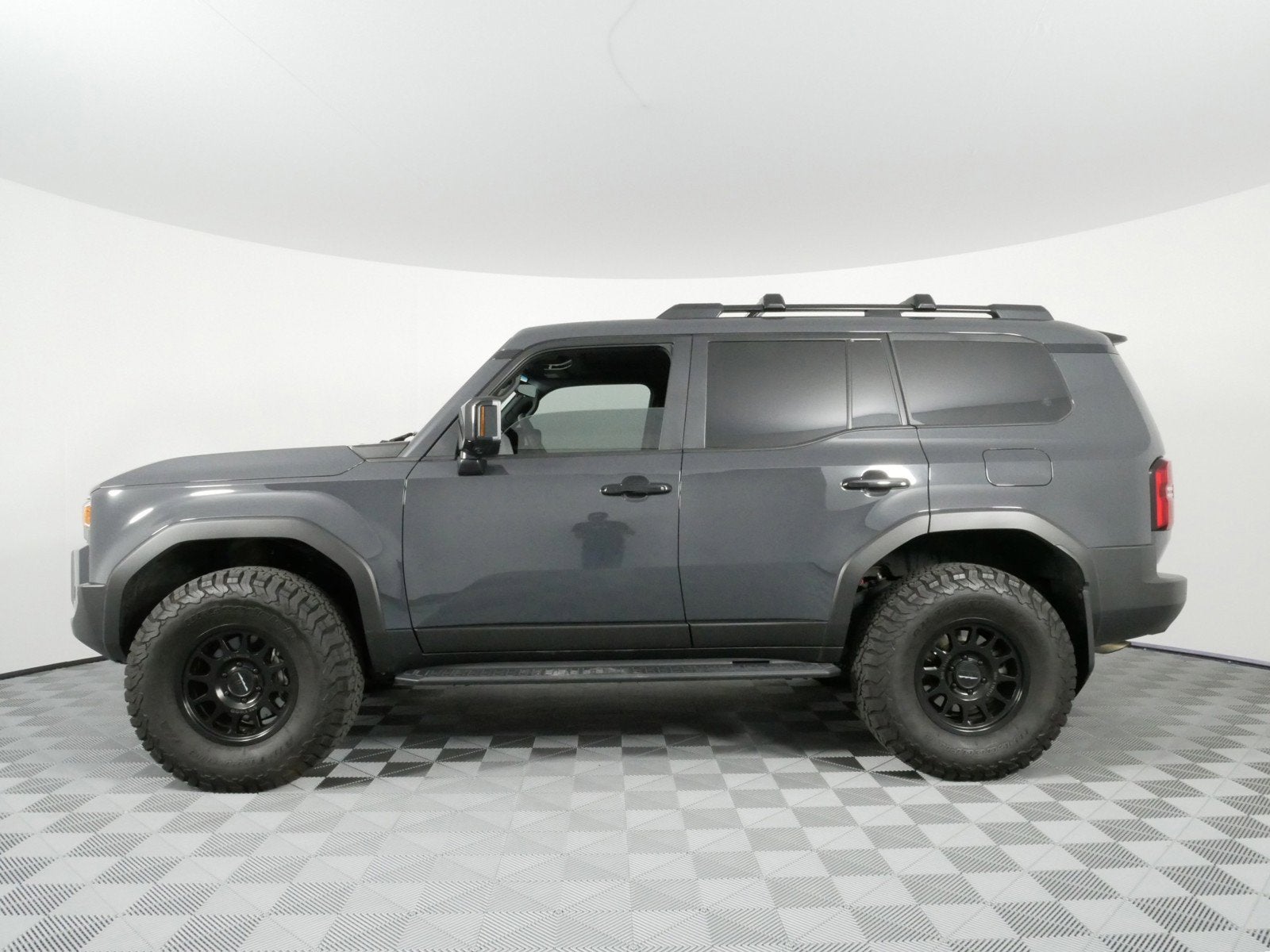 2025 Toyota Land Cruiser Base Hybrid 4WD *UNDER 20K MILES*